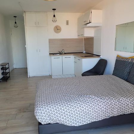 Logement Vue Sur Mer Canet-en-Roussillon Exteriör bild