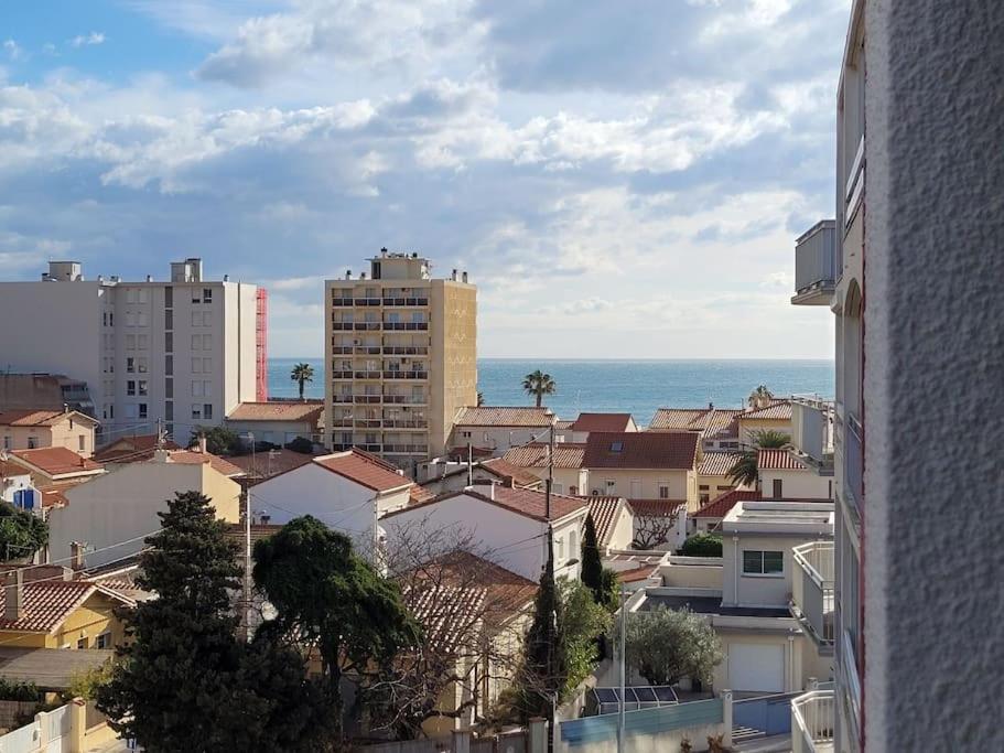 Logement Vue Sur Mer Canet-en-Roussillon Exteriör bild