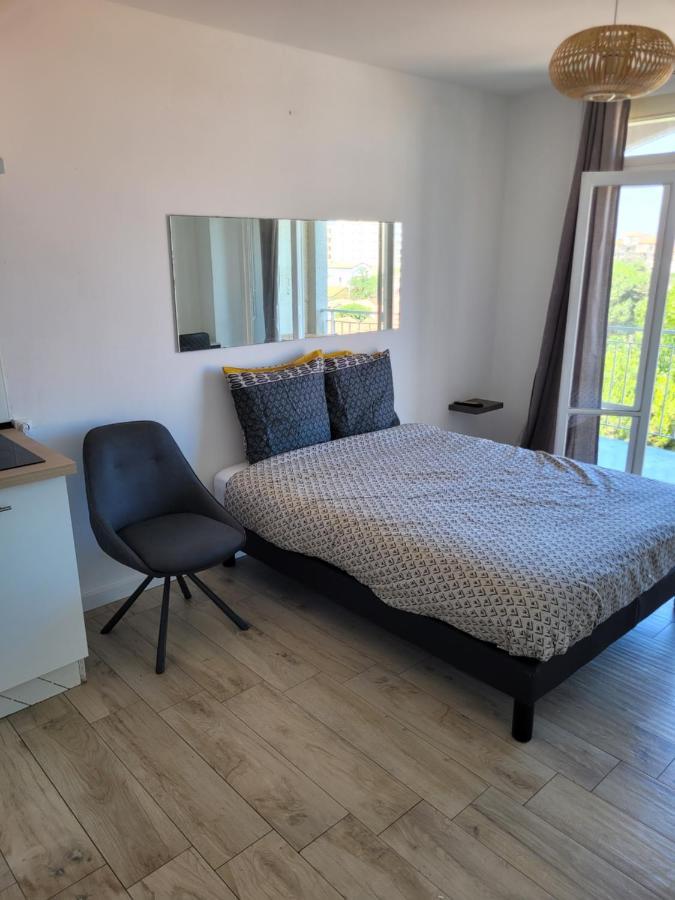 Logement Vue Sur Mer Canet-en-Roussillon Exteriör bild
